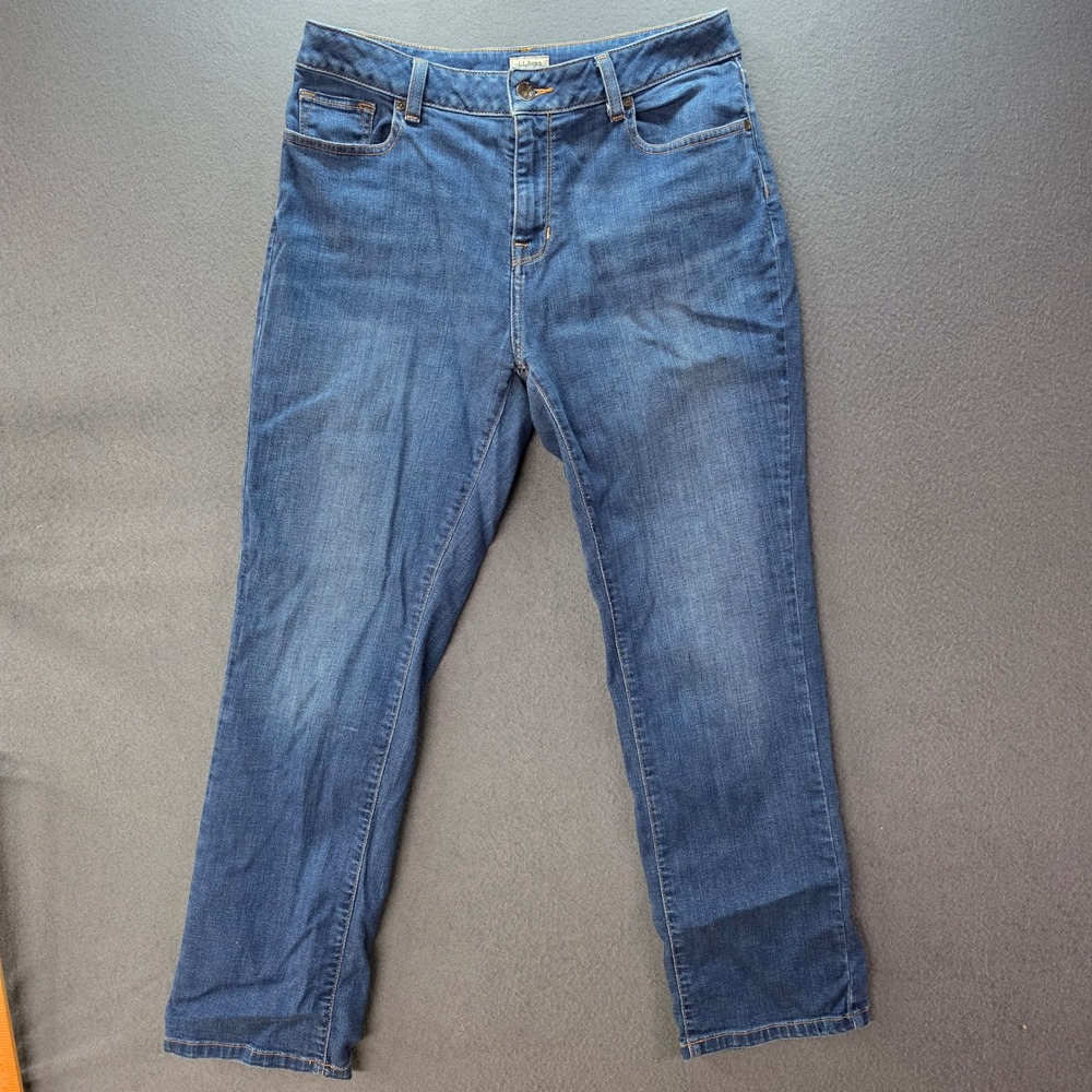 LL Bean Classic Fit Straight Leg Jeans Womens 10 Petite Medium Wash Blue Denim